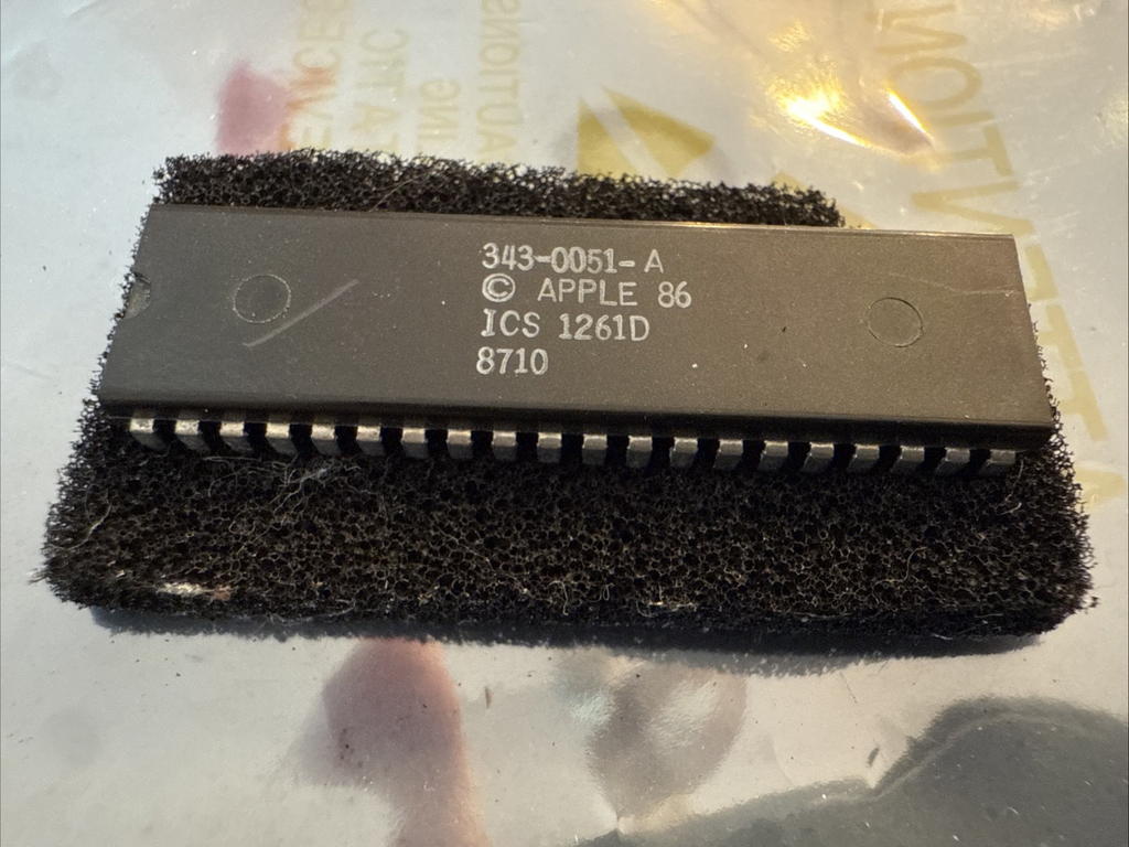 Apple IIGS Ensoniq DOC5503 DOC 5503 DOC5503-A Digital Oscillator 343-0051 IC