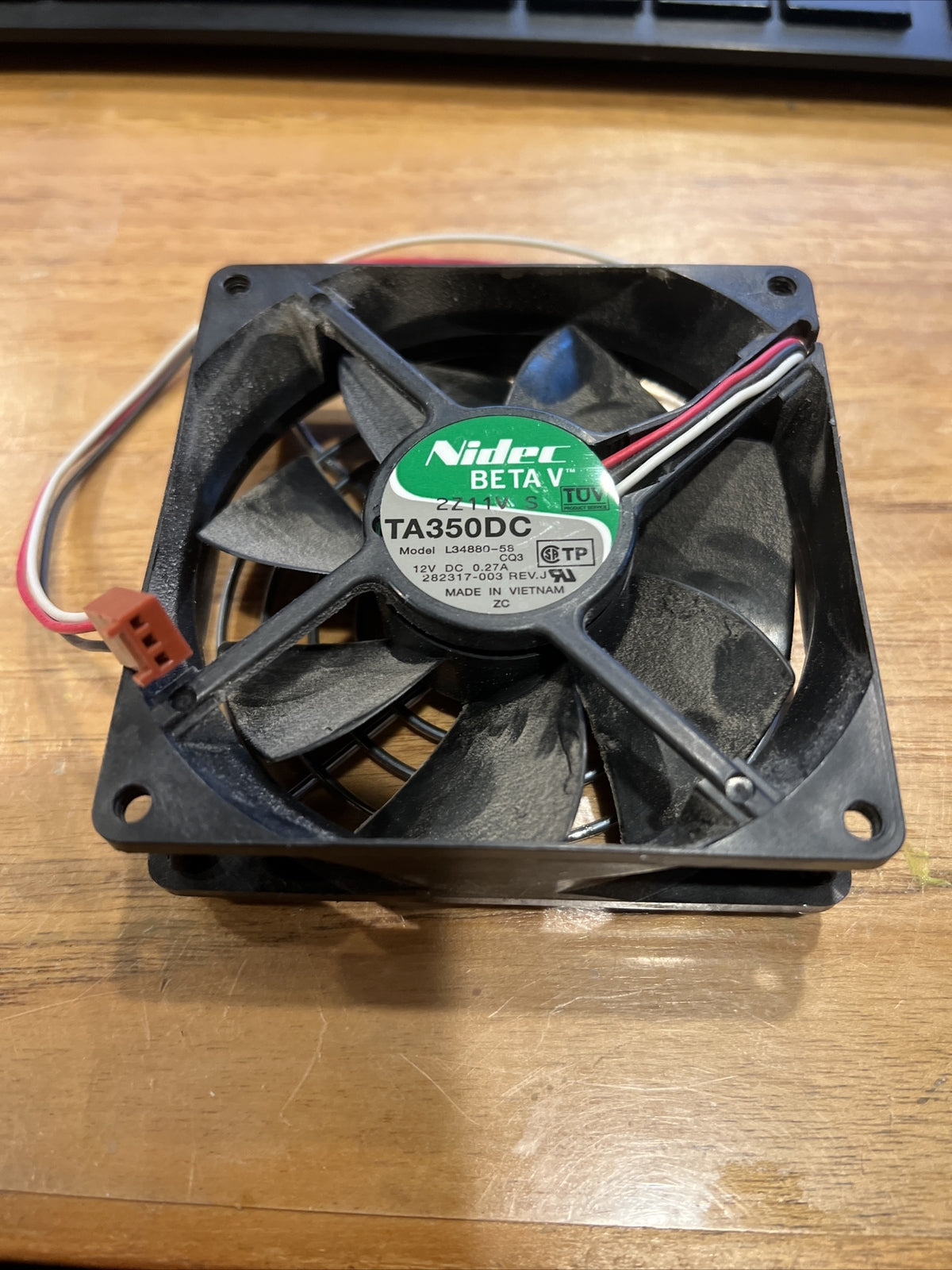 Nidec Beta V TA300DC (M33414-16) 80mm x 80mm x 25mm 12V DC Cooling Fan