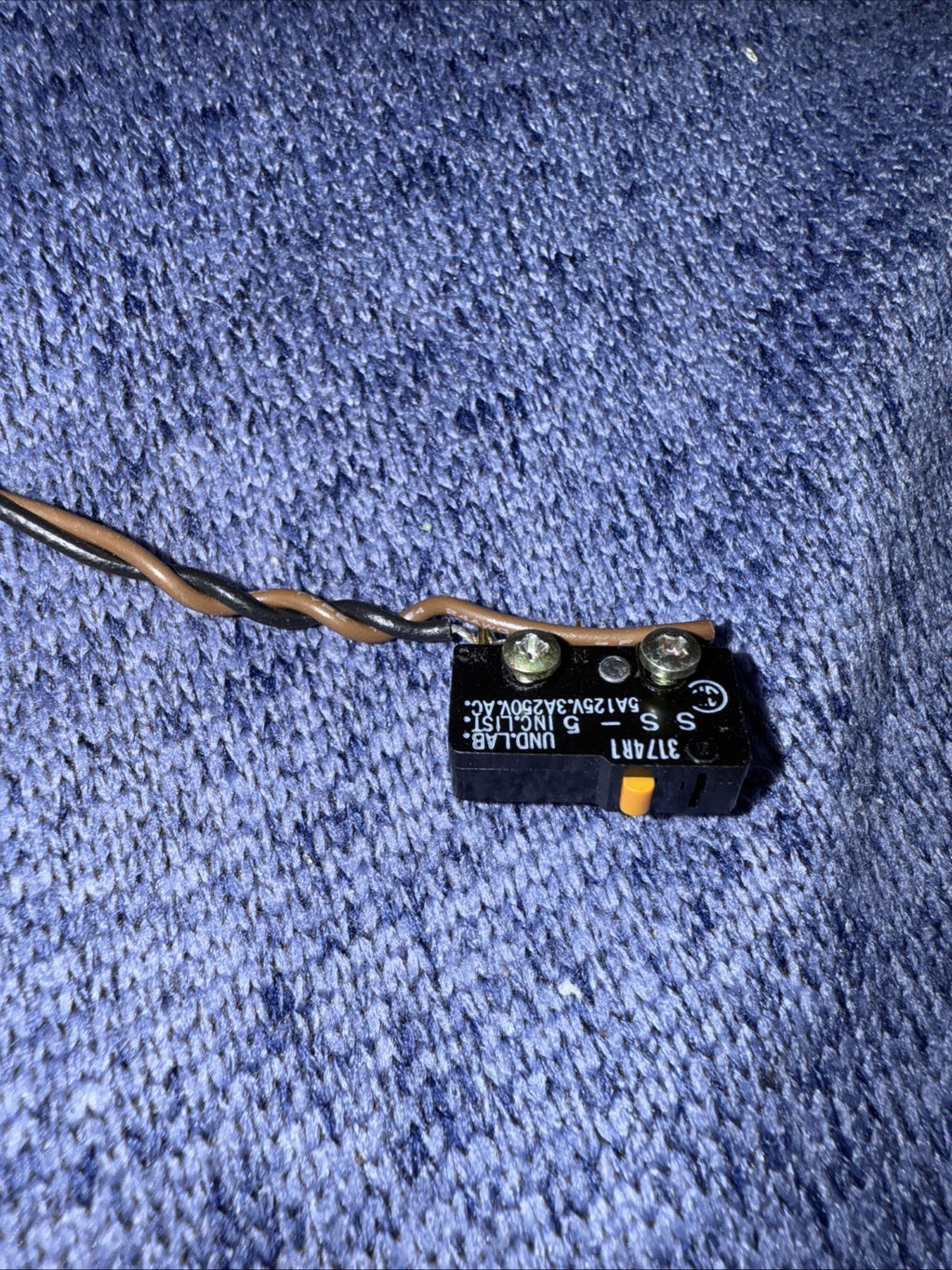 Apple II Disk ][ Write Protect Switch