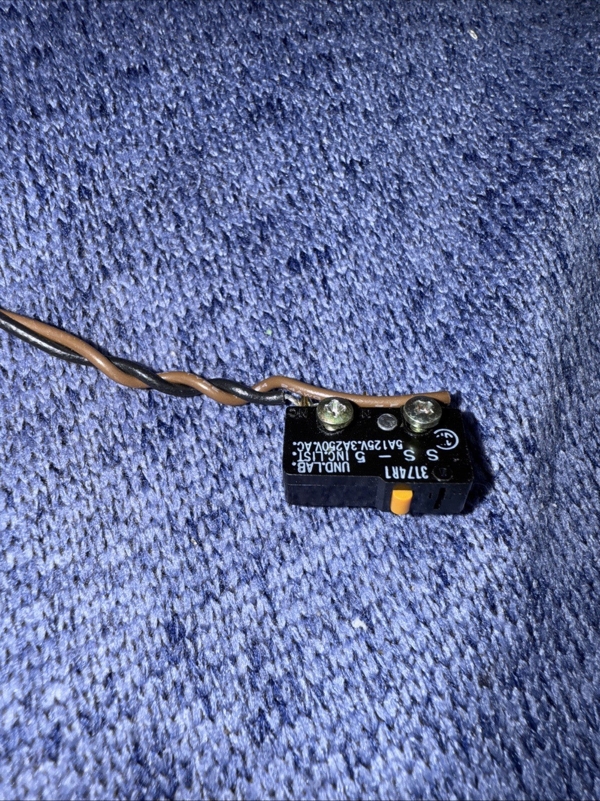 Apple II Disk ][ Write Protect Switch