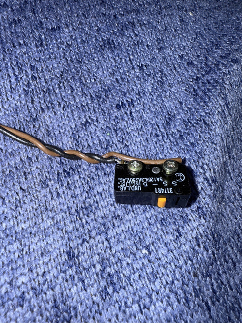 Apple II Disk ][ Write Protect Switch