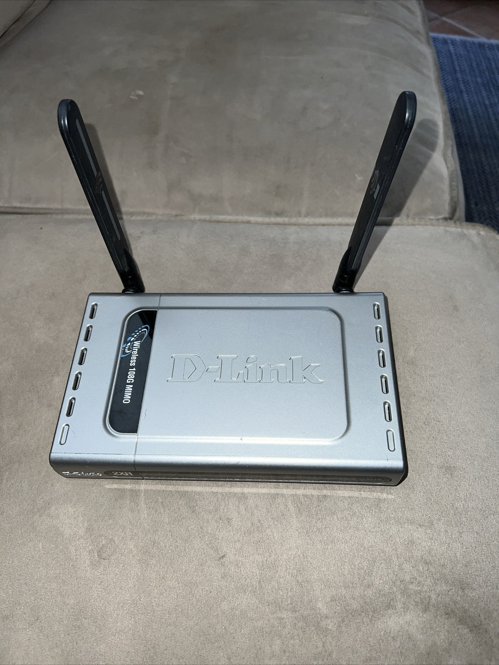 D-Link DI-634M 108 Mbps 4-Port 10/100 Wireless G Router