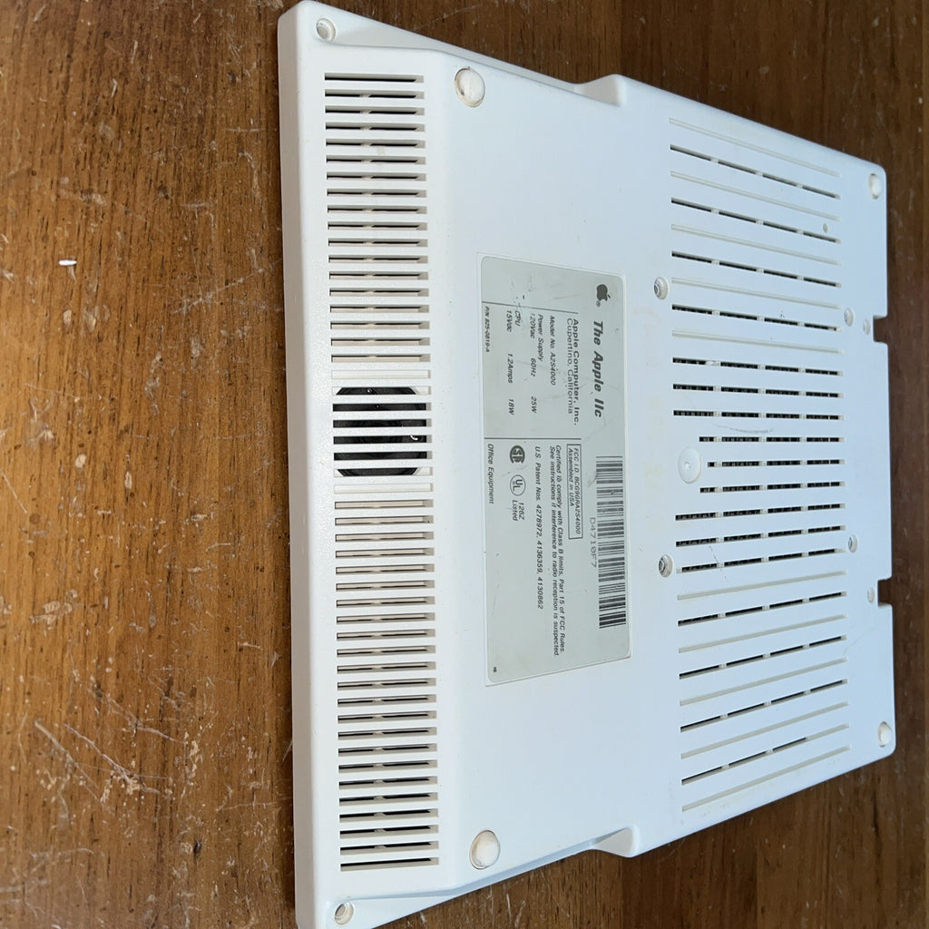 🍏 Apple IIc Case (bottom) w/ Speaker 4000 series