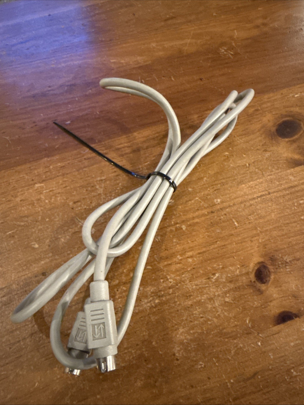 6FT Apple Serial cable Mini DIN 8 Pin Male to Mini DIN 8 Pin Male 10M3-04125