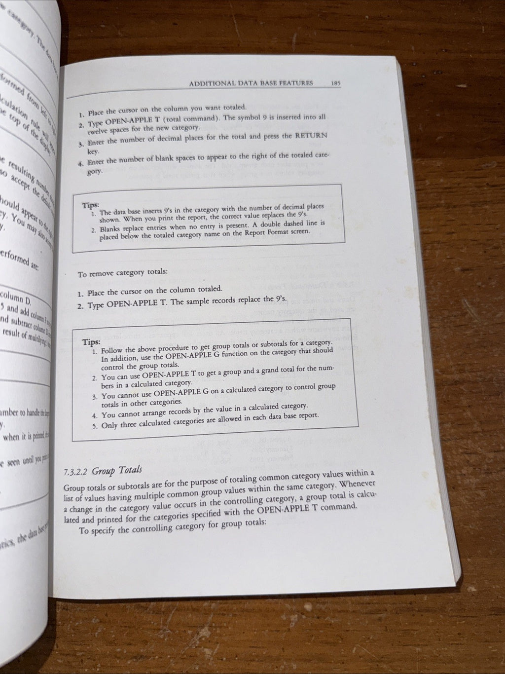 Working with Appleworks by John Campbell (1985, Softcover)