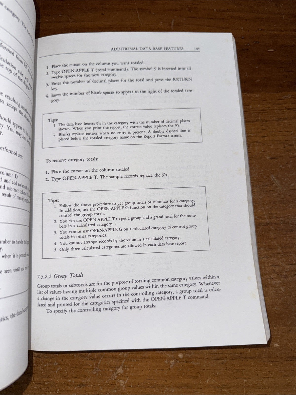 Working with Appleworks by John Campbell (1985, Softcover)