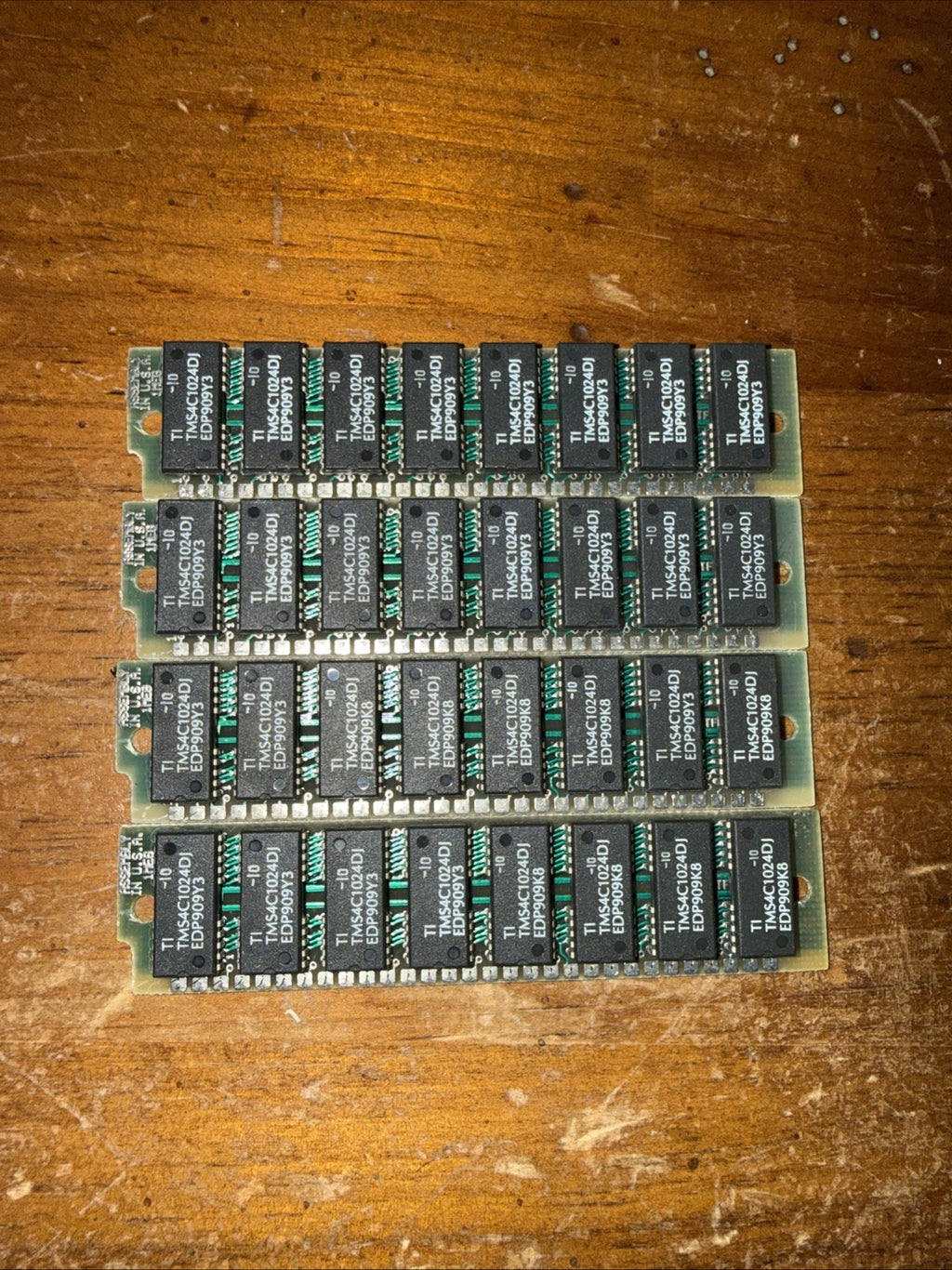 Texas Inst 1MB 30-Pin SIMM Non-Parity RAM DRAM Memory Module TM024GAD8 12L (x4)