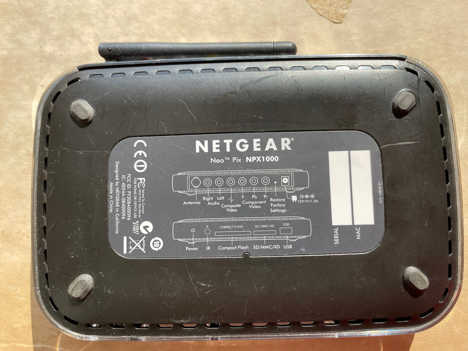 Rare One Of A Kind Netgear NeoPix NPX100 (streaming, Compact Flash, SD)