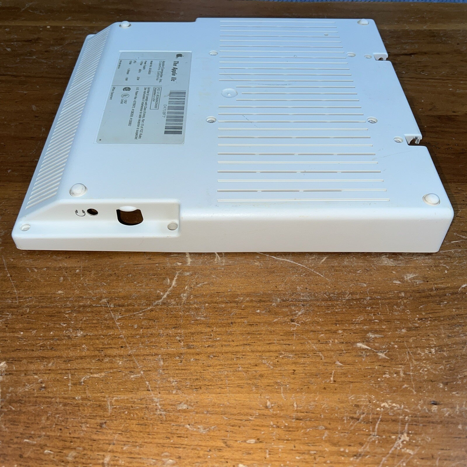 🍏 Apple IIc Case (bottom) w/ Speaker 4000 series