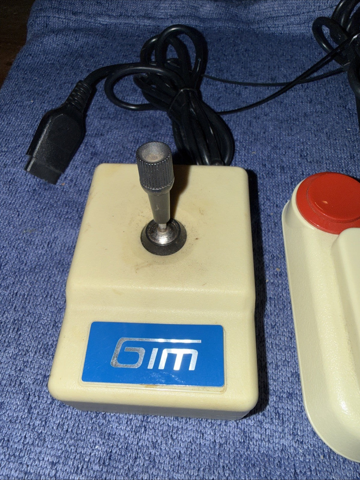 Lot of 2 Atari Joysticks