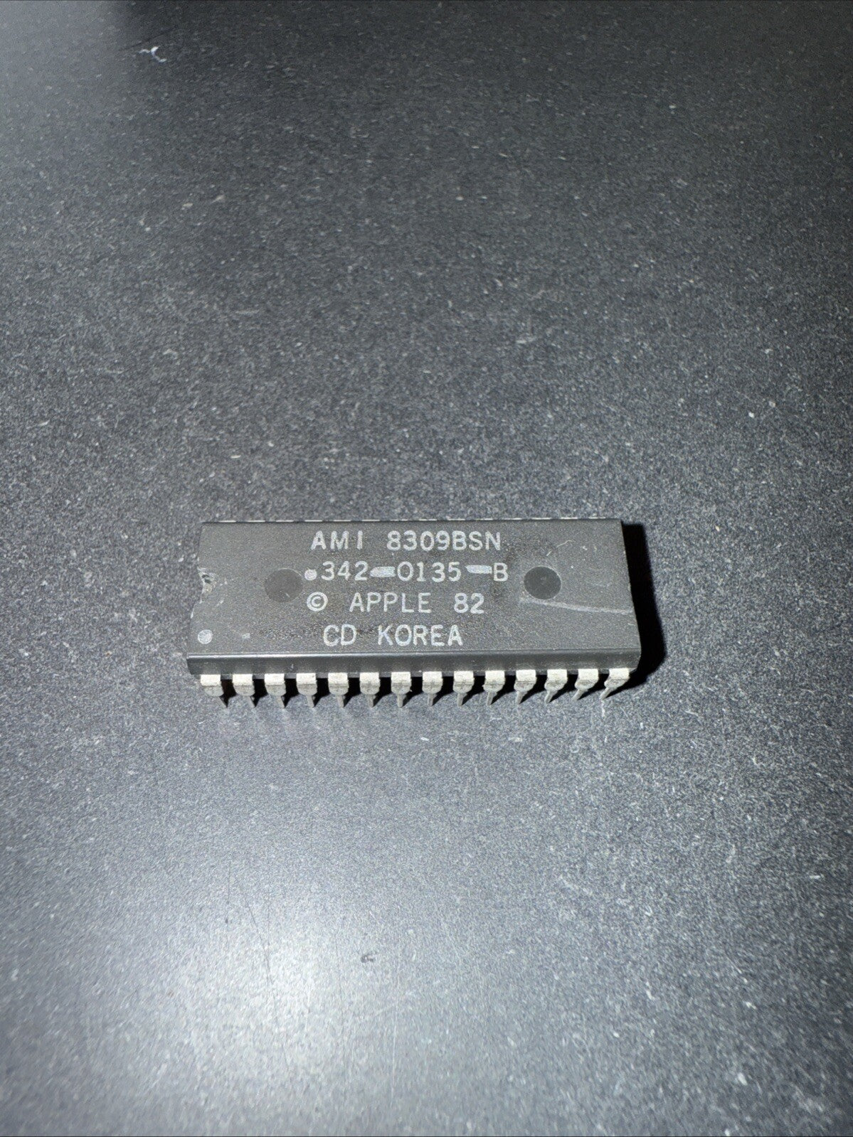 🍏 Original Apple IIE COMPUTER ROM,  342-0135-A CD-ROM CHIP