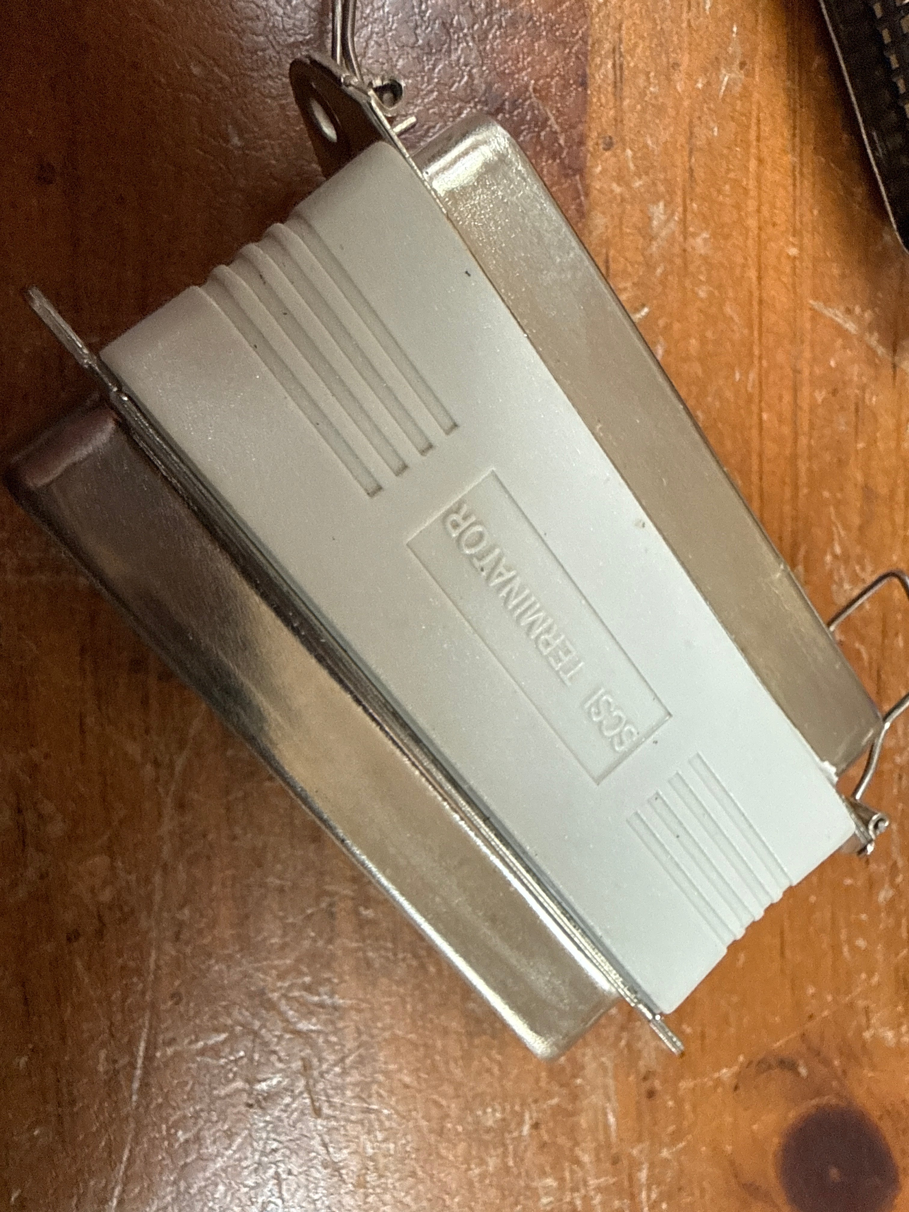 SCSI Terminator