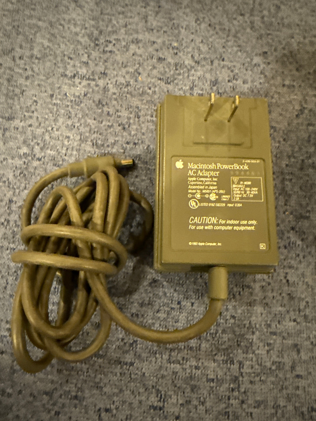 Macintosh PowerBook AC Adapter