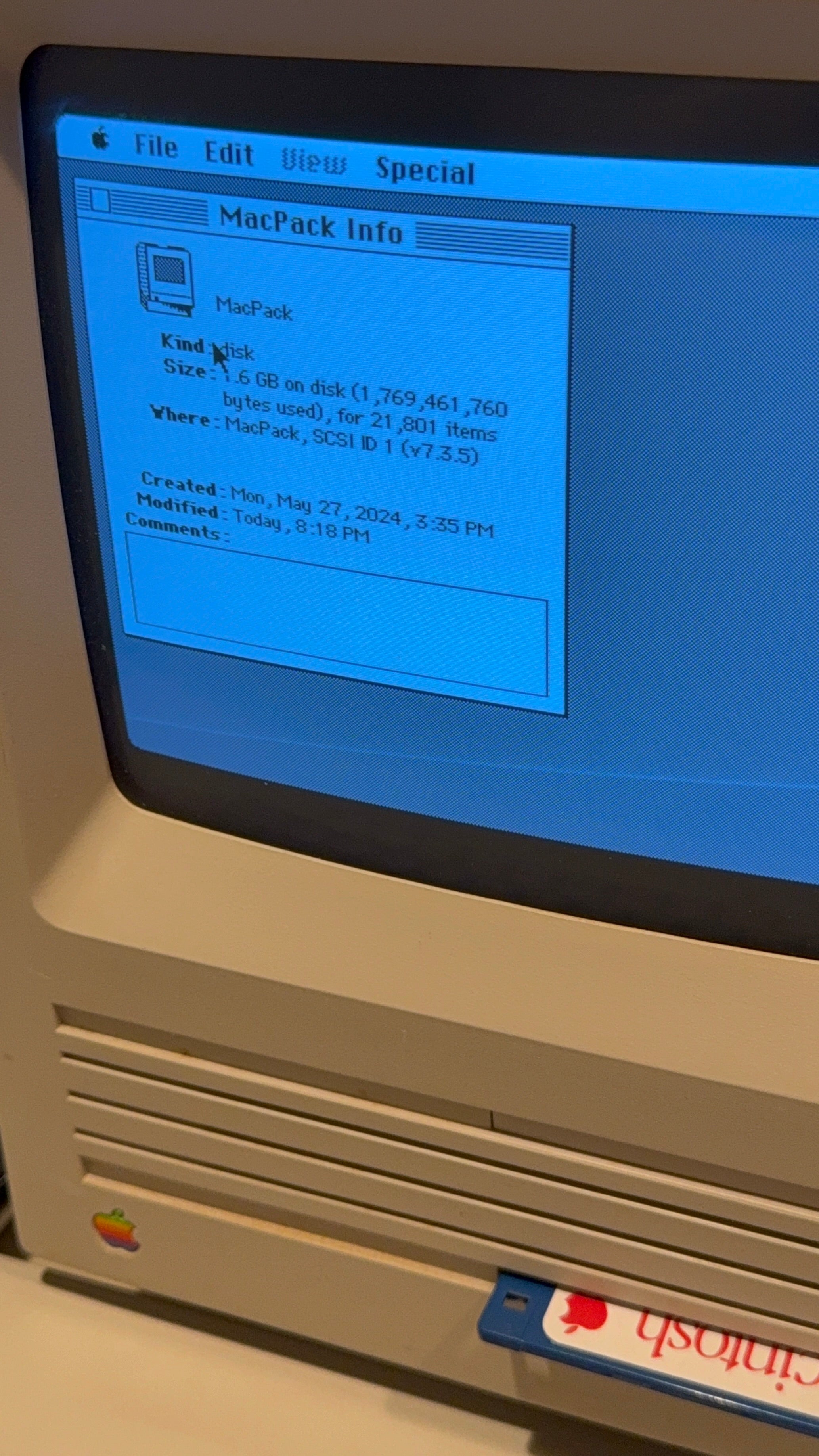 Apple Macintosh SE SuperDrive 4MB RAM BlueSCSI Mac OS 7.5.5| M5011 | Working