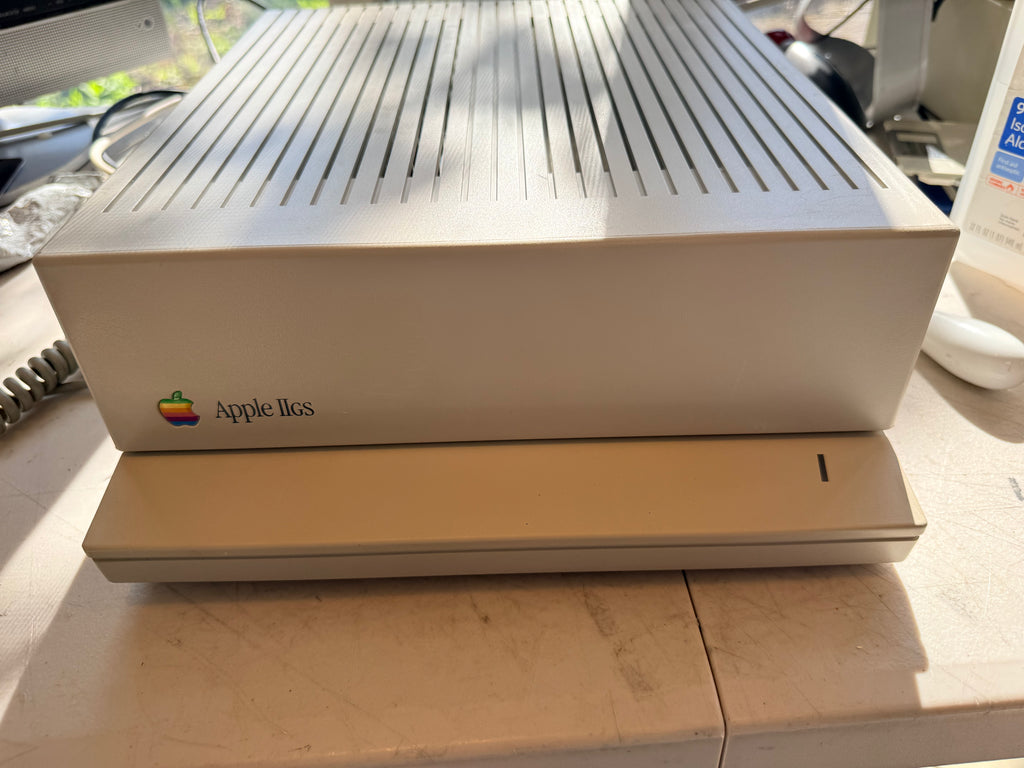 Apple IIGS ROM 1 w/ 5.25 Drive