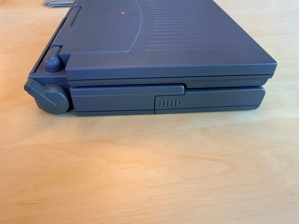Apple Macintosh PowerBook 165c Color Laptop – Fully Restored | 10MB RAM | DisplayPort Video Output | Mac OS 7.6.1