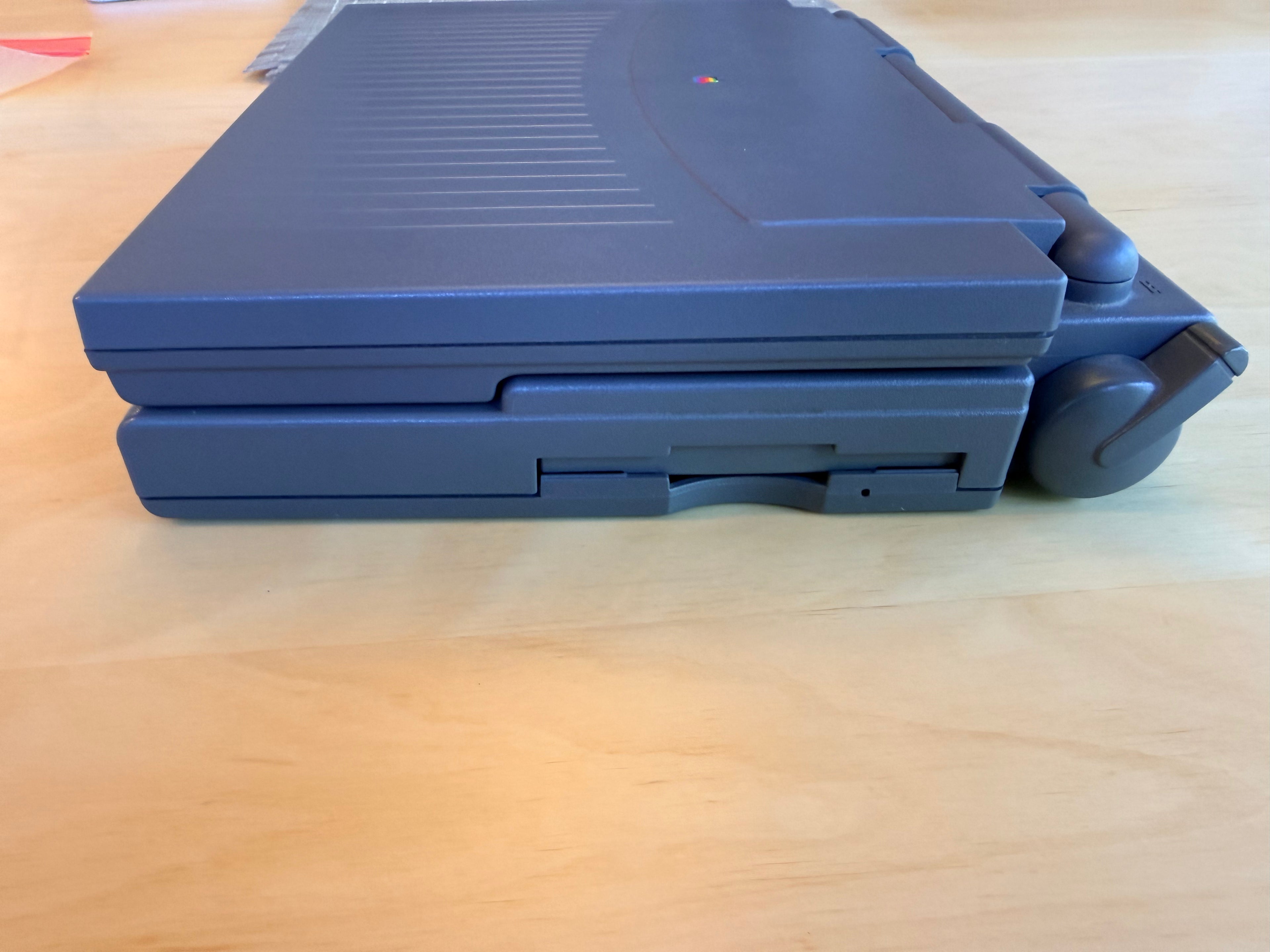 Apple Macintosh PowerBook 165c Color Laptop – Fully Restored | 10MB RAM | DisplayPort Video Output | Mac OS 7.6.1
