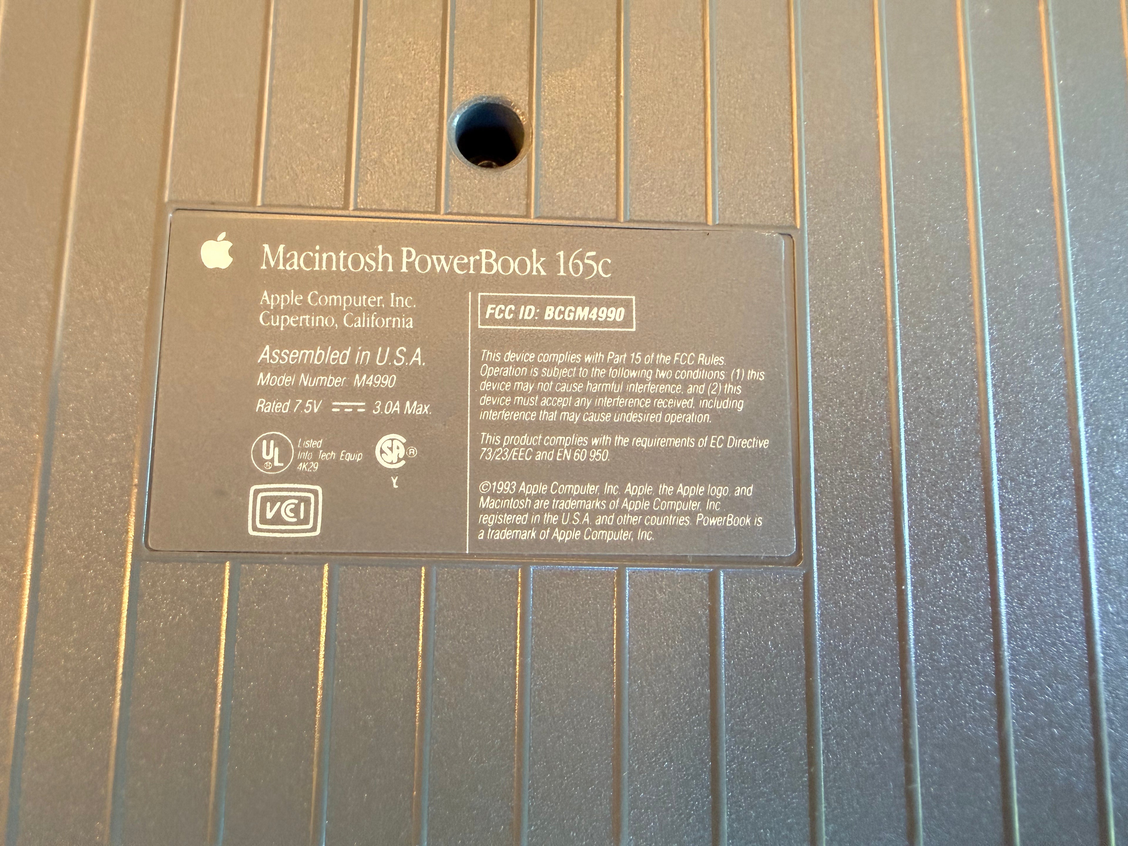 Apple Macintosh PowerBook 165c Color Laptop – Fully Restored | 10MB RAM | DisplayPort Video Output | Mac OS 7.6.1