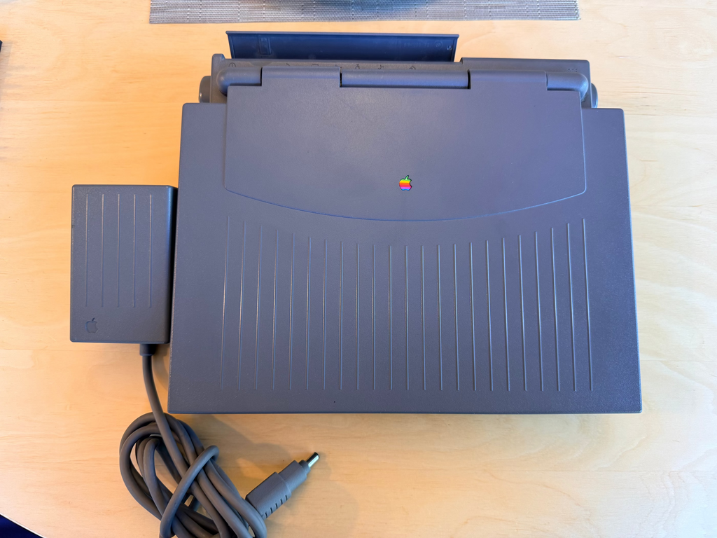 Apple Macintosh PowerBook 165c Color Laptop – Fully Restored | 10MB RAM | DisplayPort Video Output | Mac OS 7.6.1