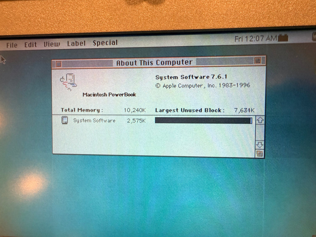Apple Macintosh PowerBook 165c Color Laptop – Fully Restored | 10MB RAM | DisplayPort Video Output | Mac OS 7.6.1