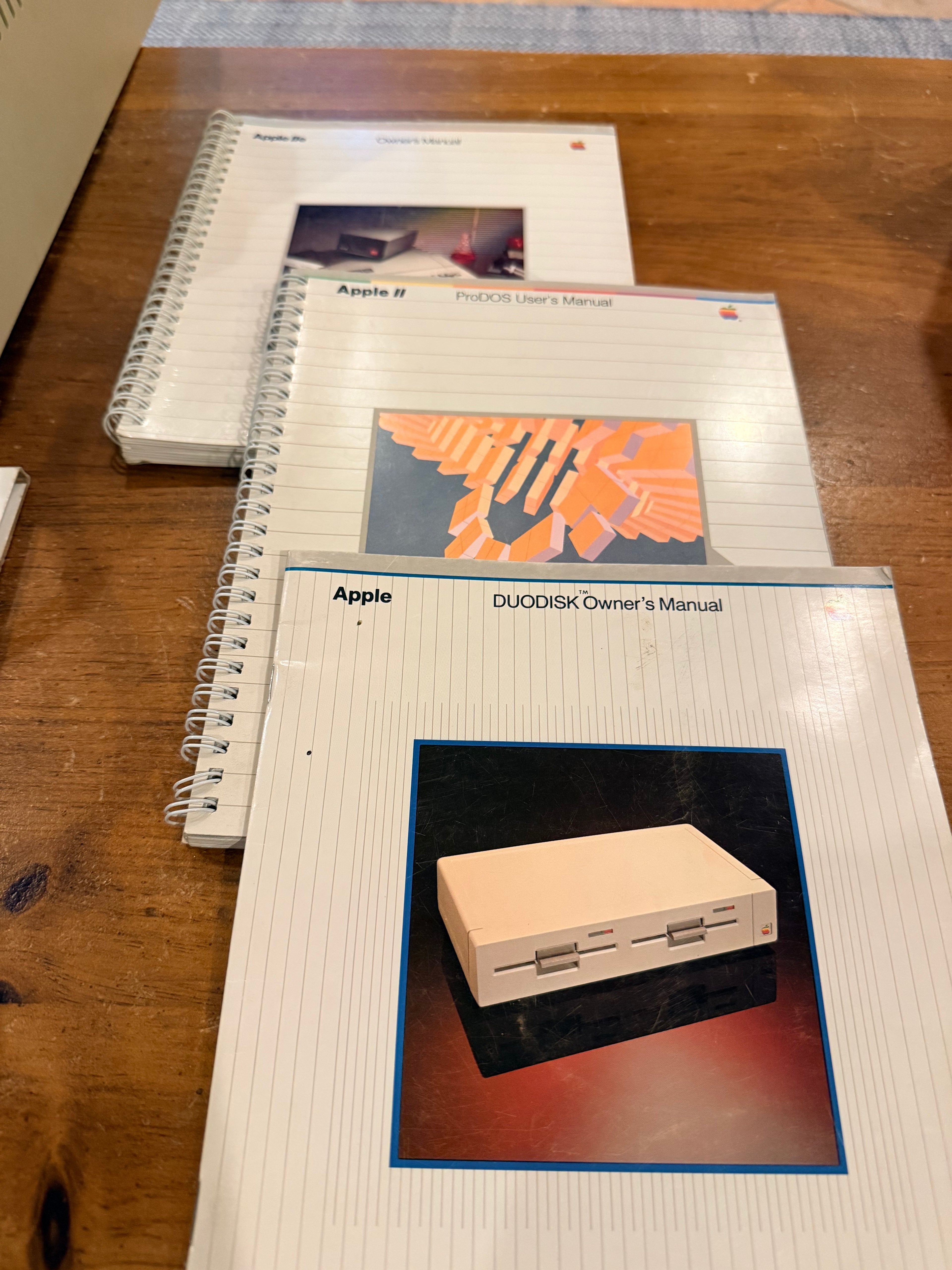 Apple IIe Enhanced 128K Computer System – Professionally Serviced & Beautiful Condition