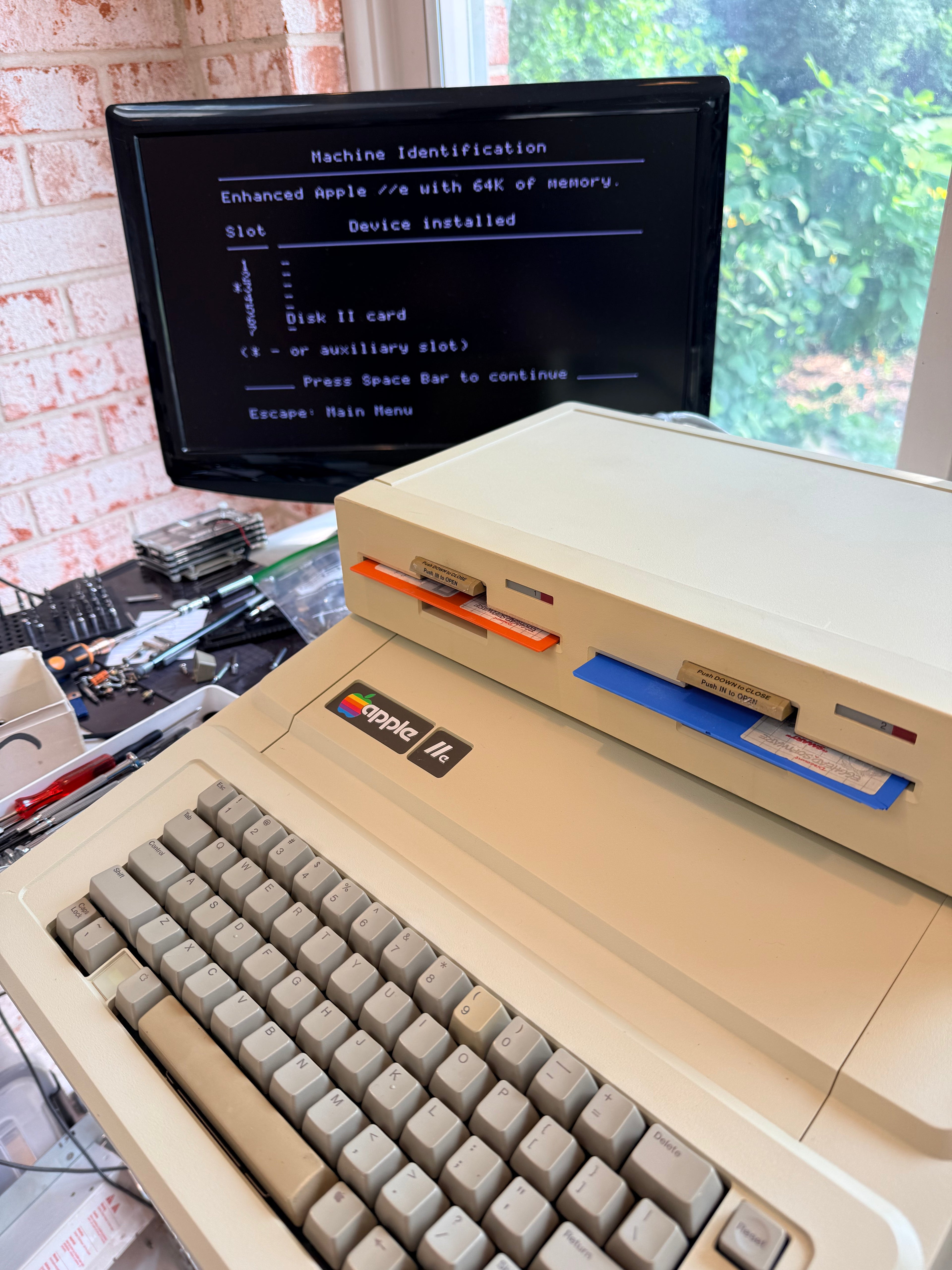 Apple IIe Enhanced Computer System (A2S2064) – Professionally Restored • Apple DuoDisk (A9M0108) • 128K • Manuals • Games