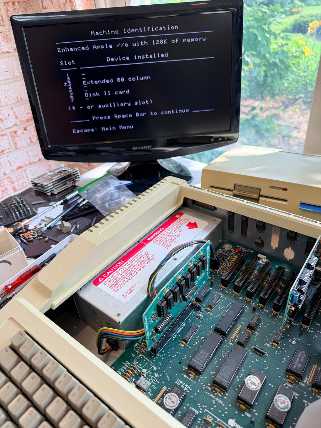 Apple IIe Enhanced Computer System (A2S2064) – Professionally Restored • Apple DuoDisk (A9M0108) • 128K • Manuals • Games