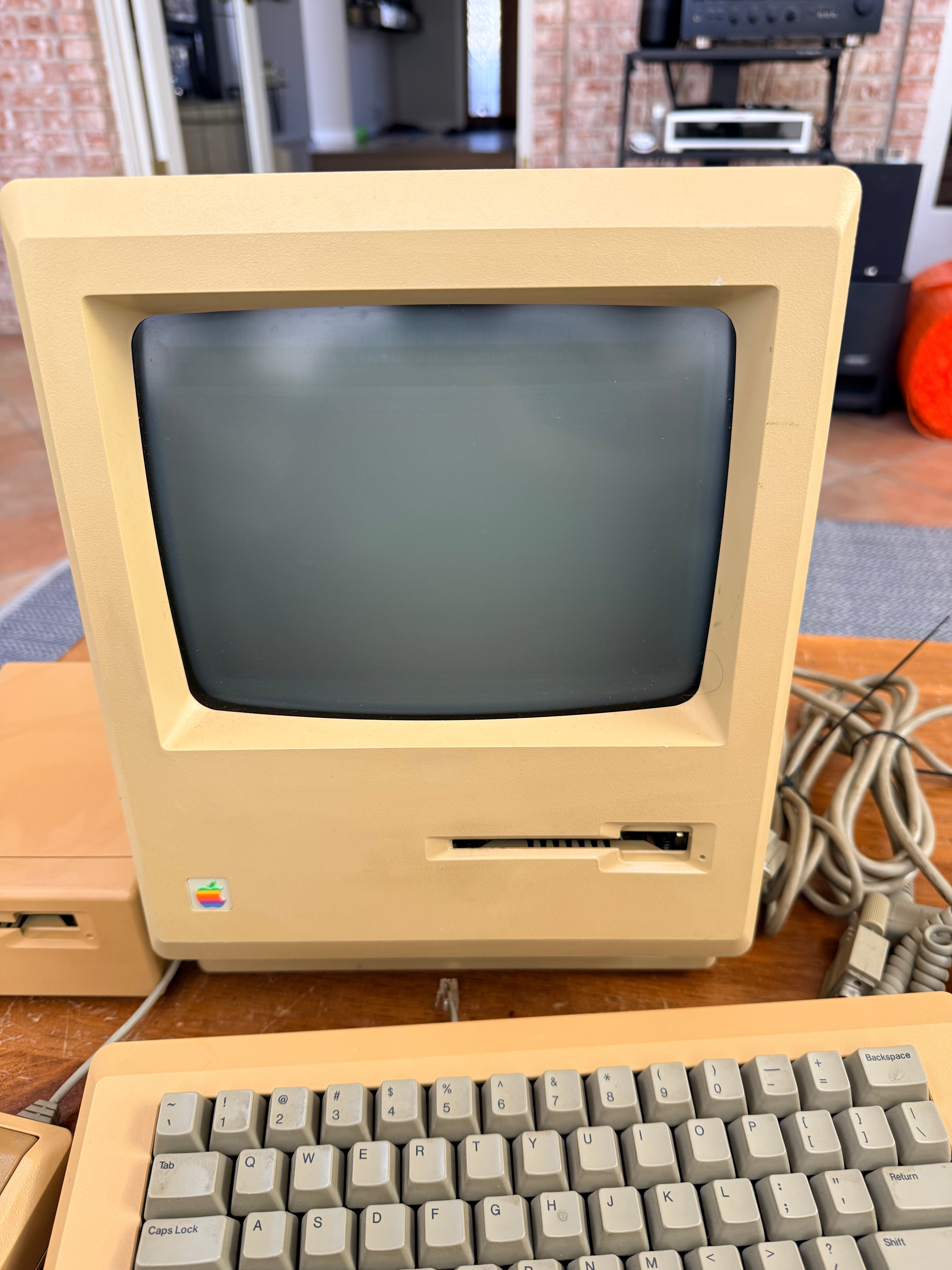 🍎 Macintosh 512K (Model M0001) — Fully Working, Complete System  Classic early Macintosh — fully tested and operational