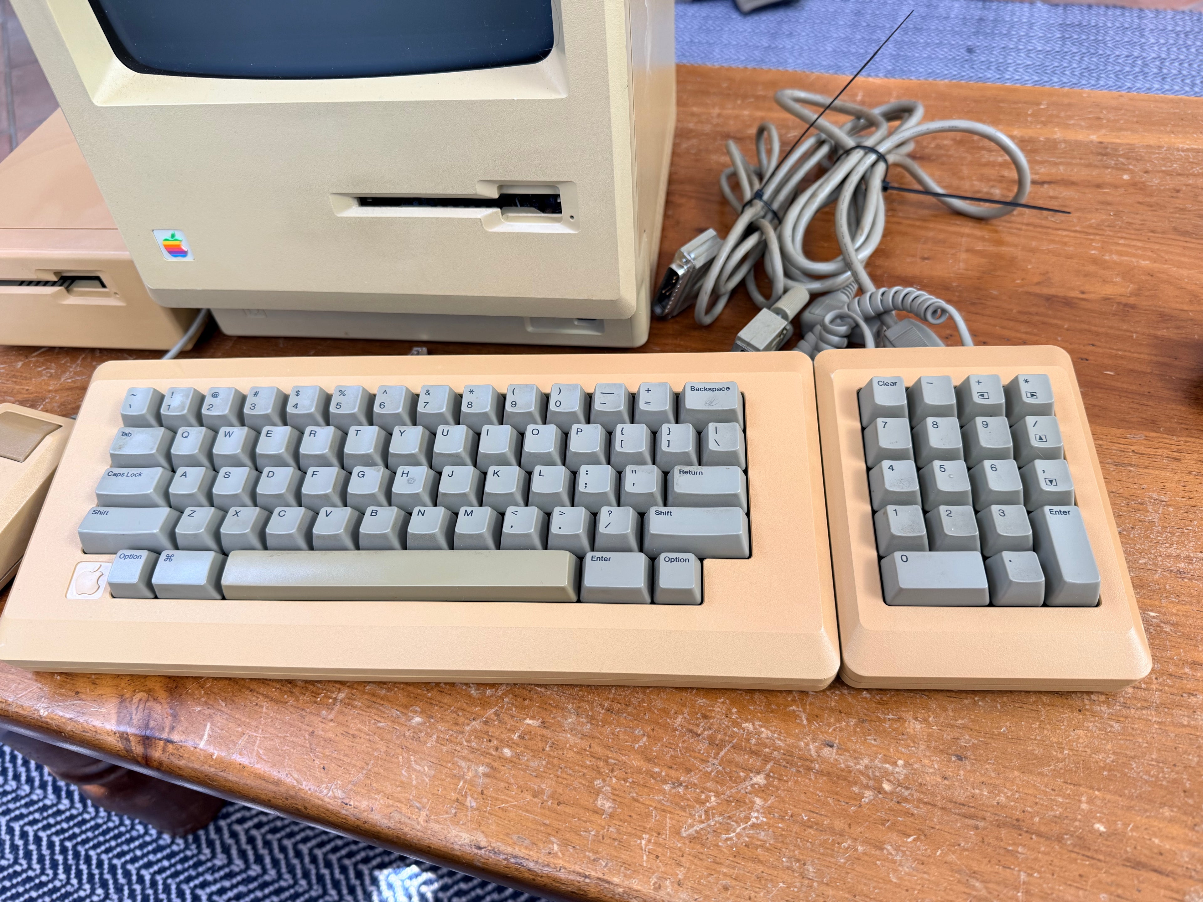 🍎 Macintosh 512K (Model M0001) — Fully Working, Complete System  Classic early Macintosh — fully tested and operational