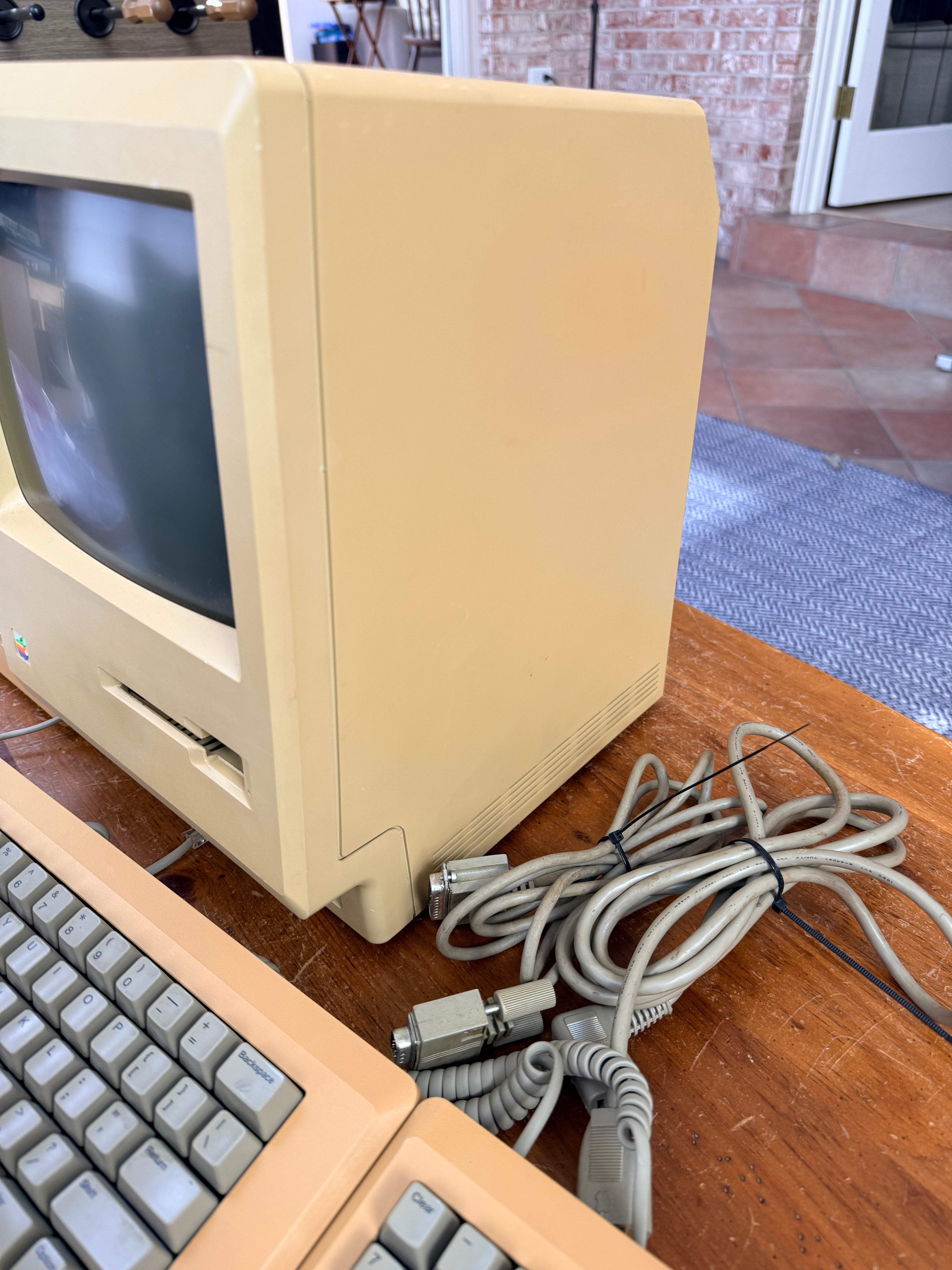 🍎 Macintosh 512K (Model M0001) — Fully Working, Complete System  Classic early Macintosh — fully tested and operational