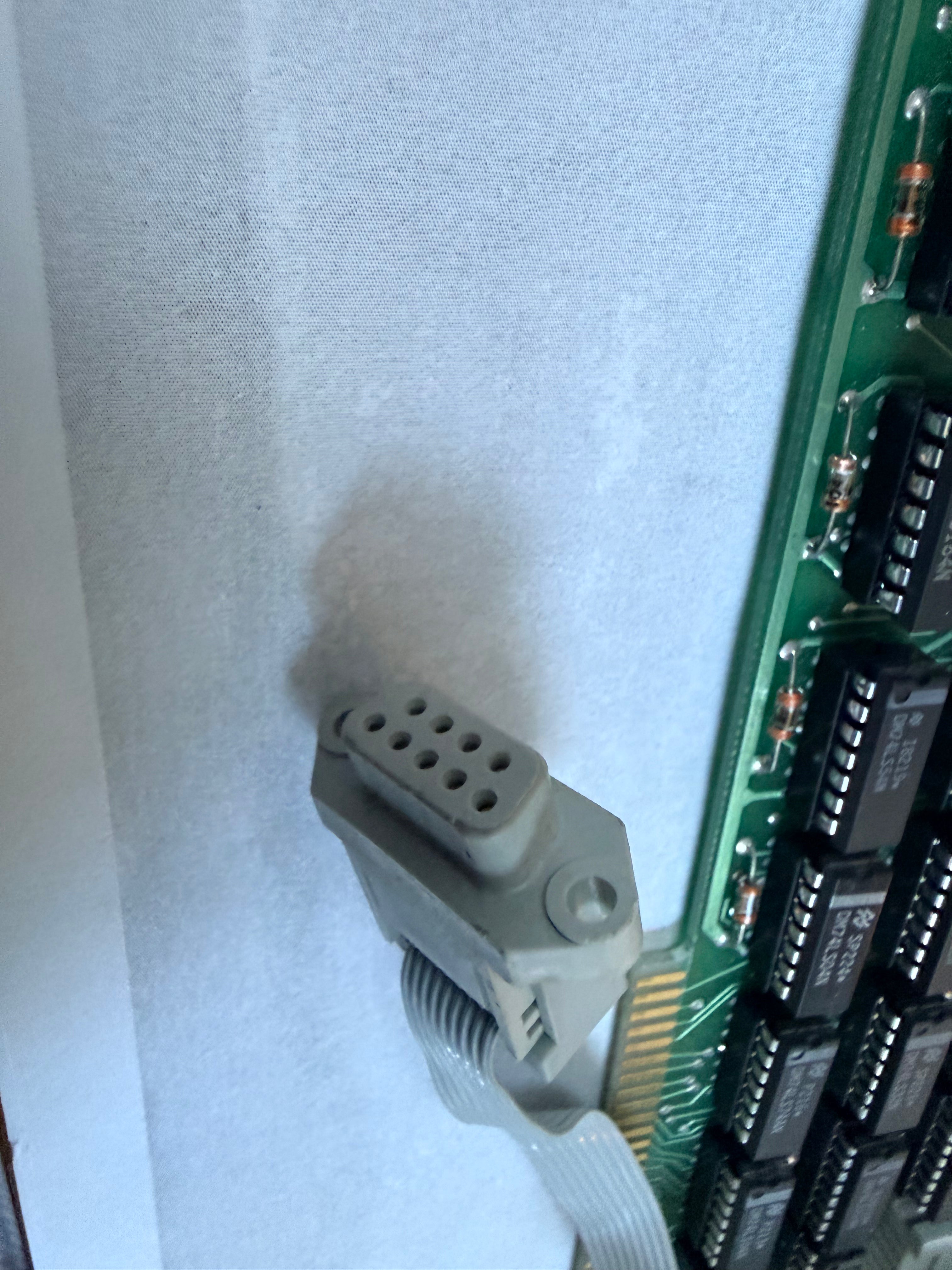 Amdek Digital Video Multiplexer II (DVM-II) – RGB Video Interface