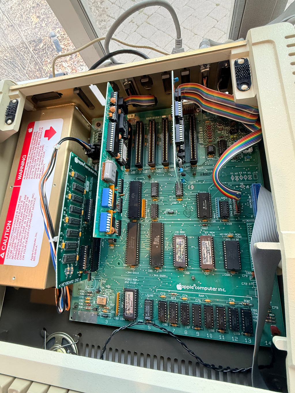 🍎 Apple IIe Enhanced Computer System – 128K – DuoDisk – Super Serial – Joystick - Numeric Keypad & Manuals