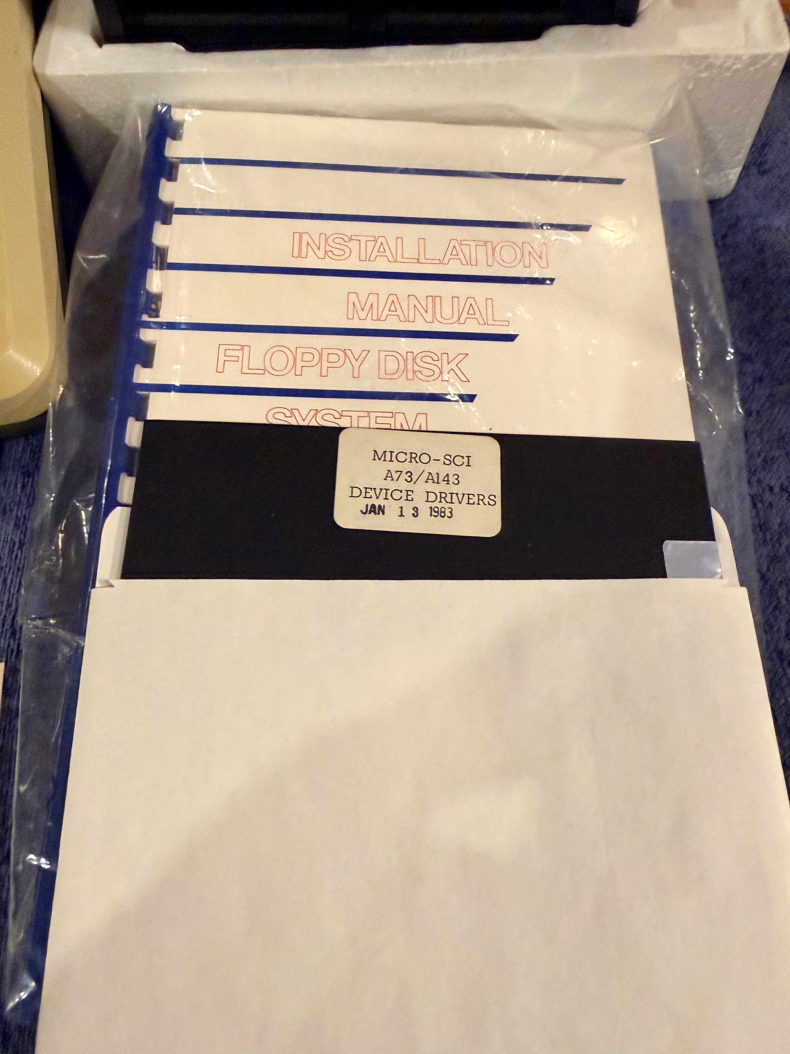 🔥 Apple /// Computer System – 9/10 Condition – Matching Monitor /// + NOS MicroSci Drive 🔥