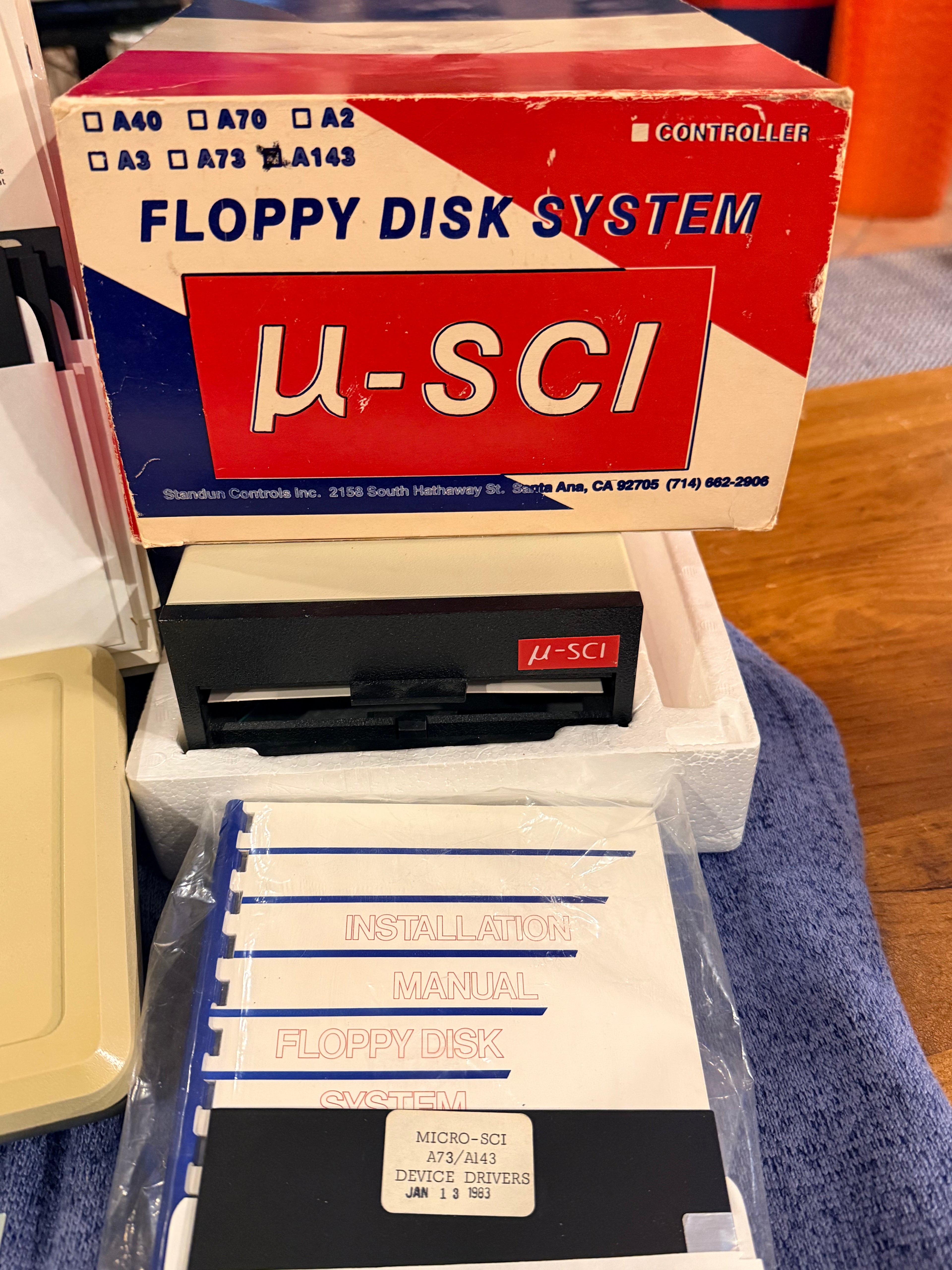 🔥 Apple /// Computer System – 9/10 Condition – Matching Monitor /// + NOS MicroSci Drive 🔥