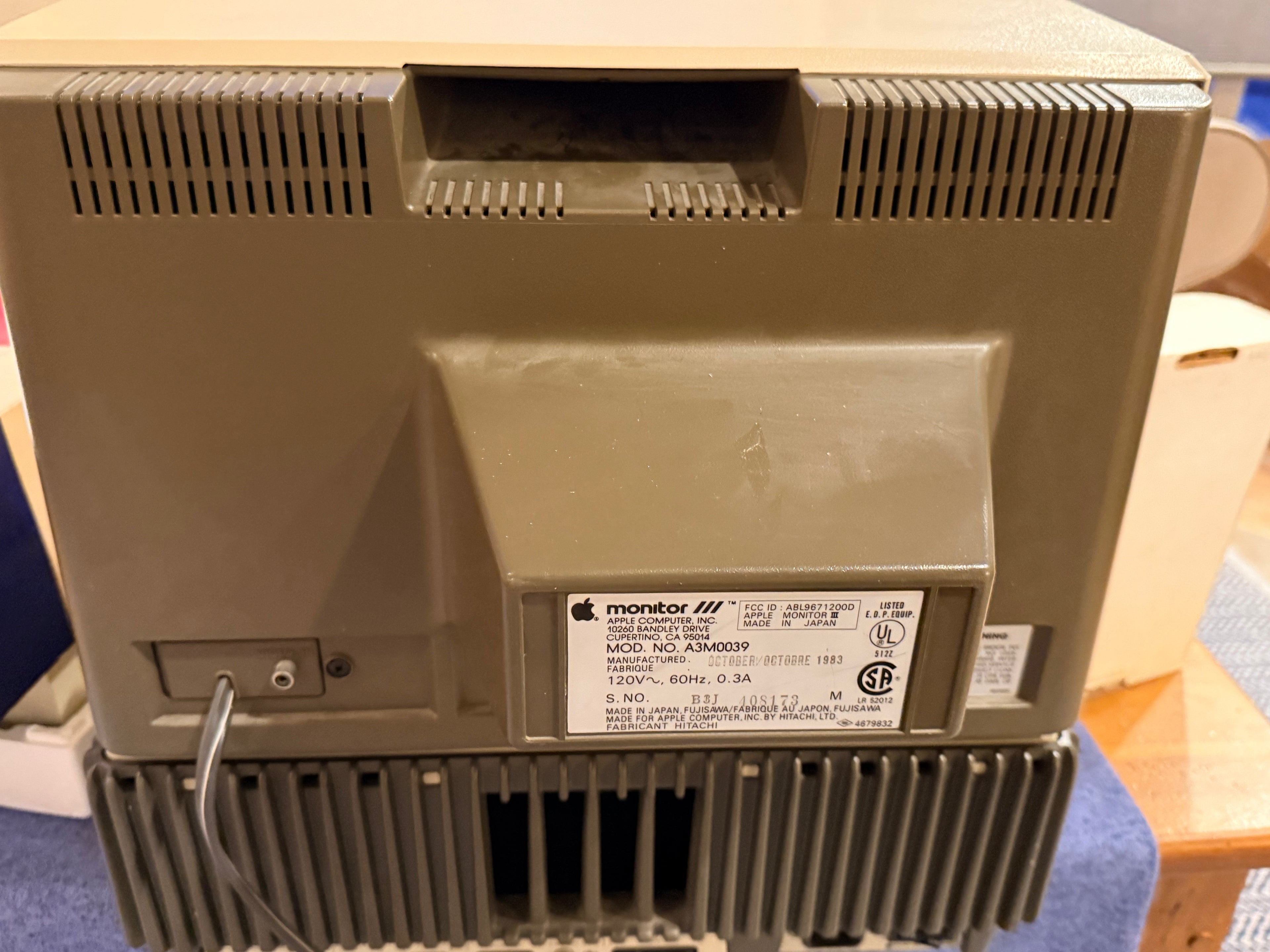 🔥 Apple /// Computer System – 9/10 Condition – Matching Monitor /// + NOS MicroSci Drive 🔥