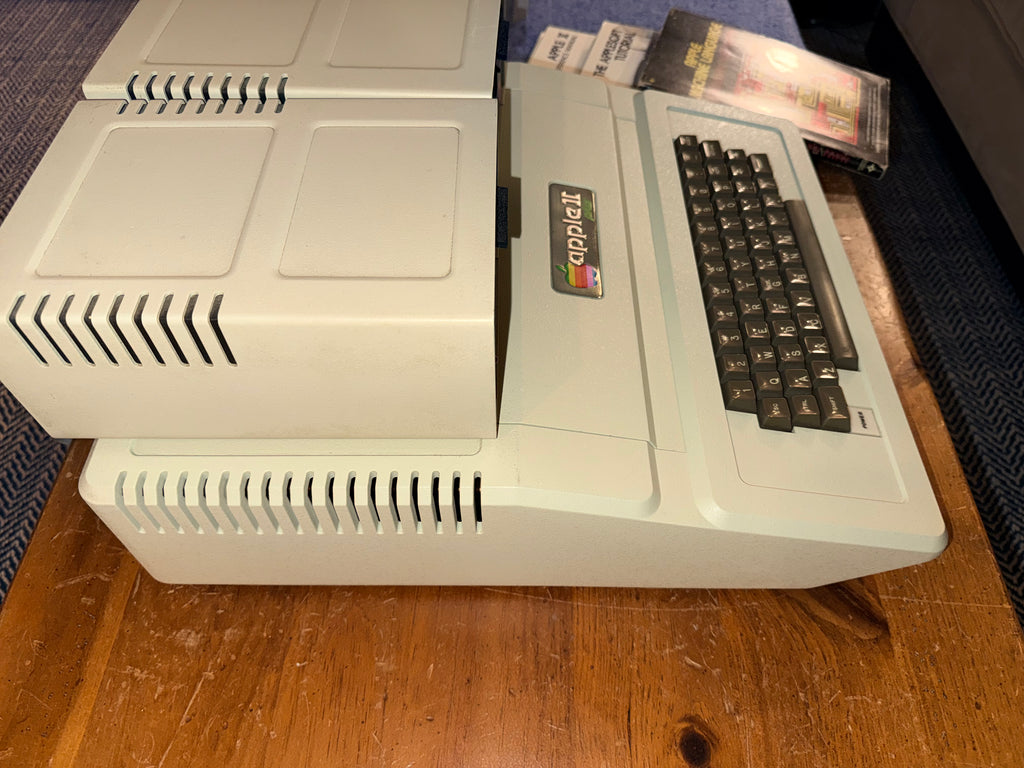 Apple II Plus 64k System w/ Dual Disk II Drives, Super Serial Card : Manuals & Books – TESTED & RESTORED
