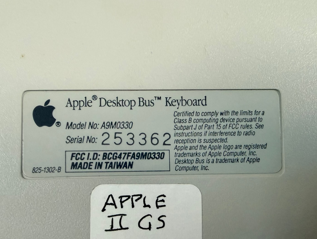 Apple IIGS Woz Edition – ROM 1 – 1MB RAM – Fully Cleaned – Drives – SD w/ Games
