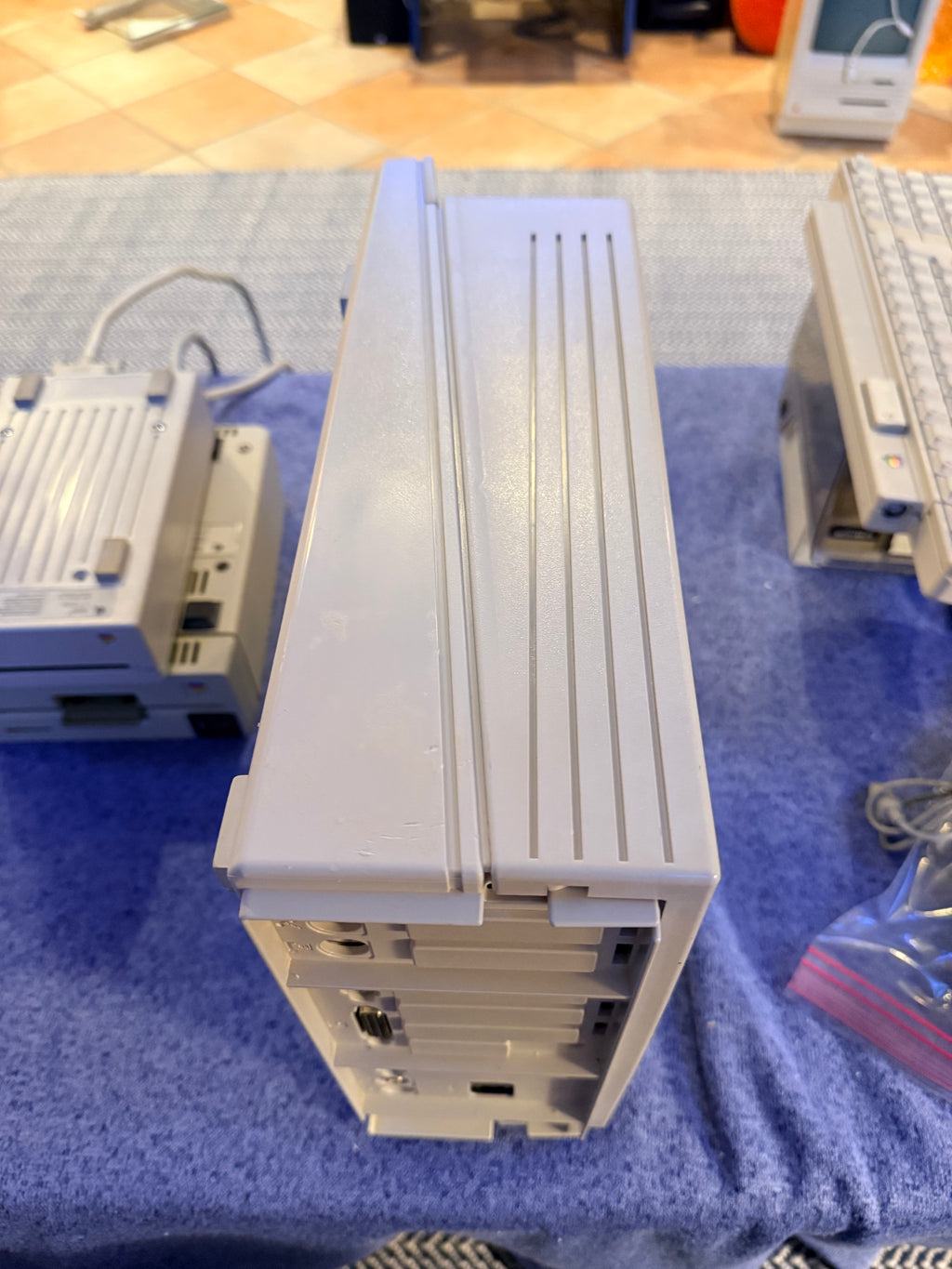 Apple IIGS Woz Edition – ROM 1 – 1MB RAM – Fully Cleaned – Drives – SD w/ Games