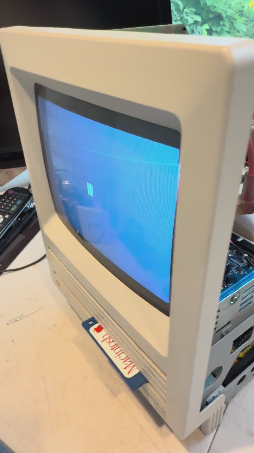 Apple Macintosh SE SuperDrive 4MB RAM BlueSCSI Mac OS 7.5.5| M5011 | Working