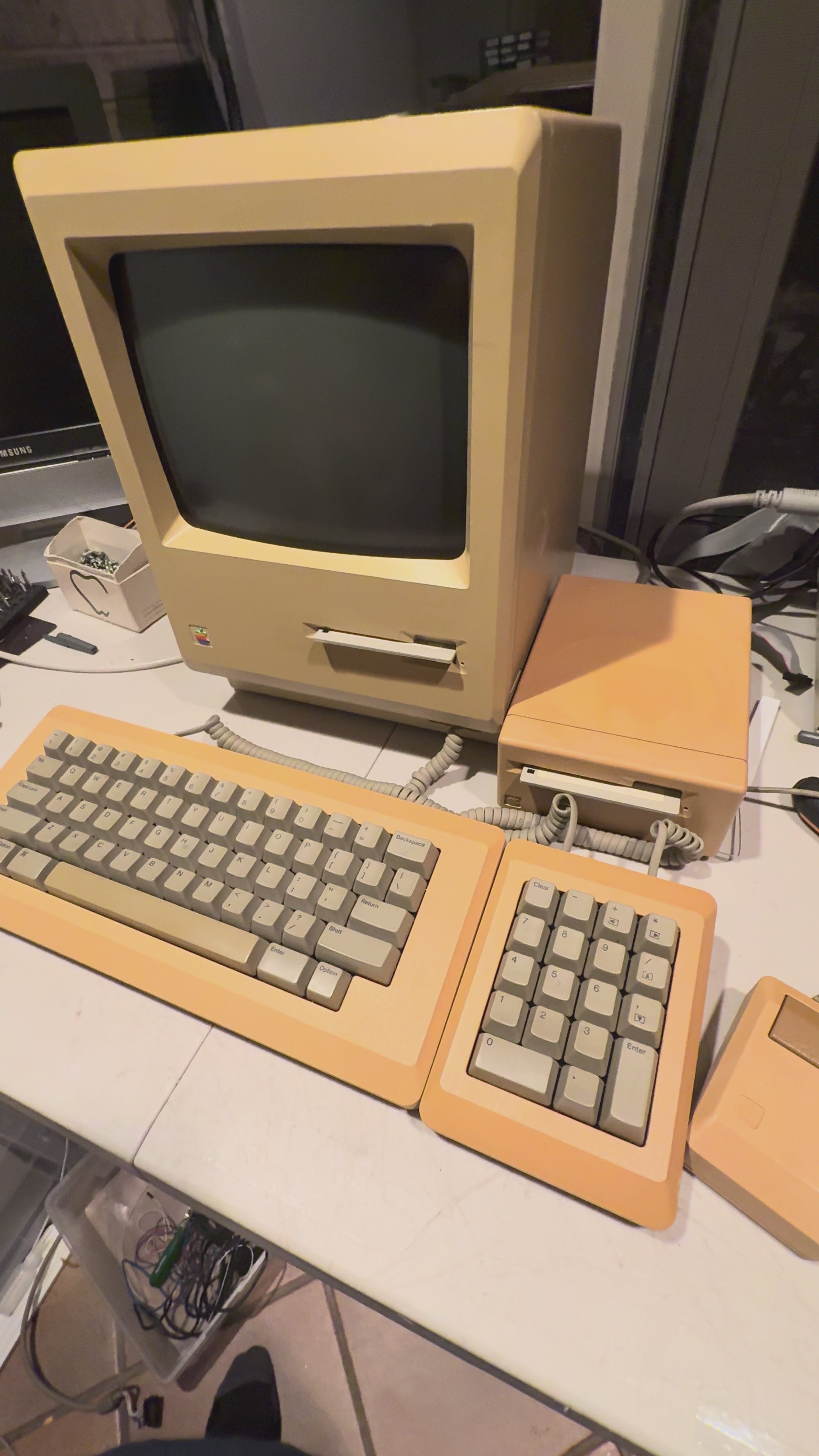🍎 Macintosh 512K (Model M0001) — Fully Working, Complete System  Classic early Macintosh — fully tested and operational